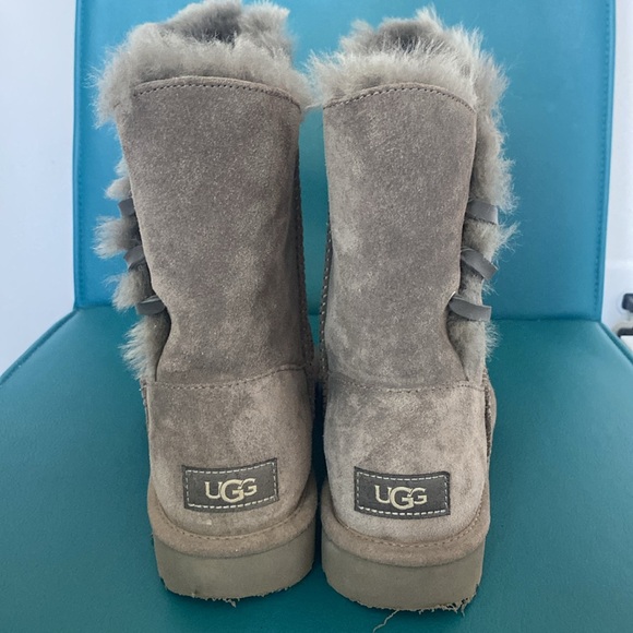 UGG Charcoal Constantine Ribbon-Accent Boot - Picture 3 of 9